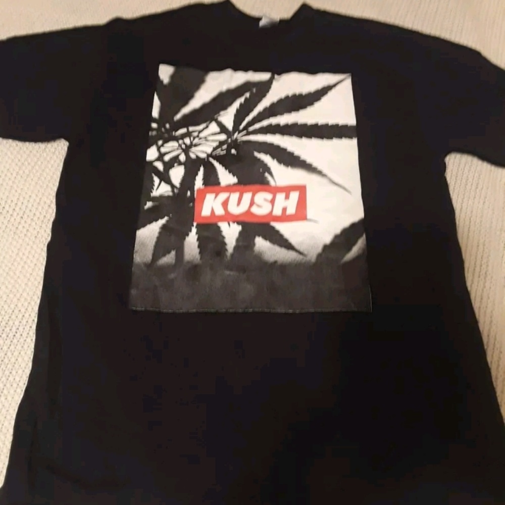 Mens Kush Tee M!